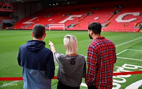 孔帕尼：控球是为了处于有利进攻位置；希望保护足球的创造力